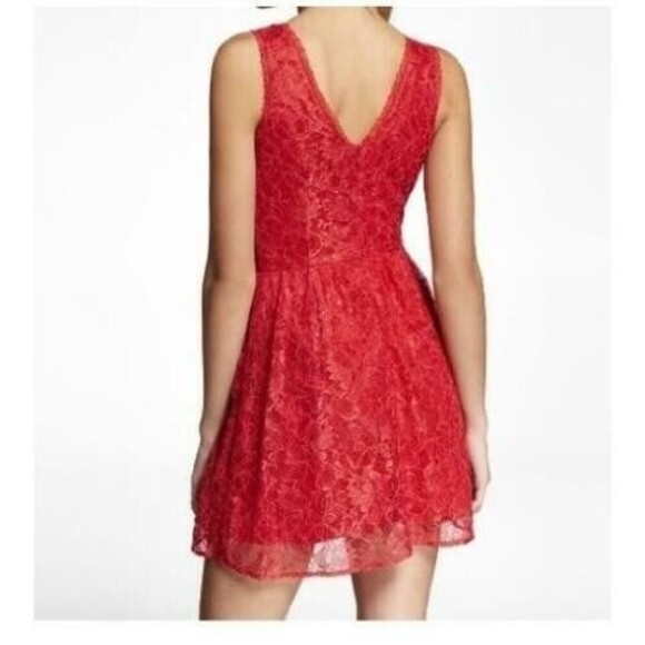 Express Size 4 Fit & Flare Lace Cocktail Mini Dress Red V-Neck Sleeveless NWT - Picture 2 of 12